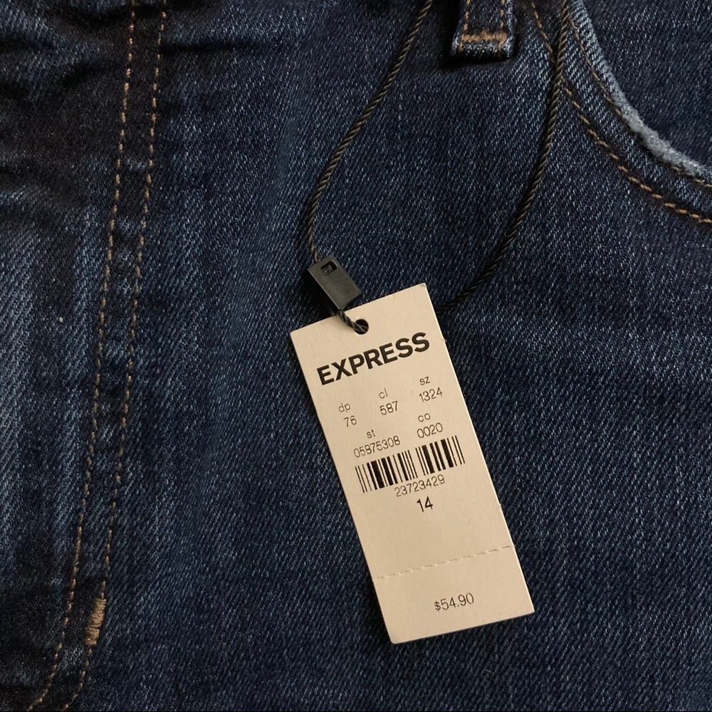 Express High Rise Midi Shorts - Picture 7 of 8